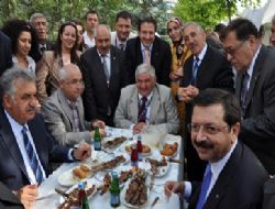 Çiçek'e Erzurum ikramı